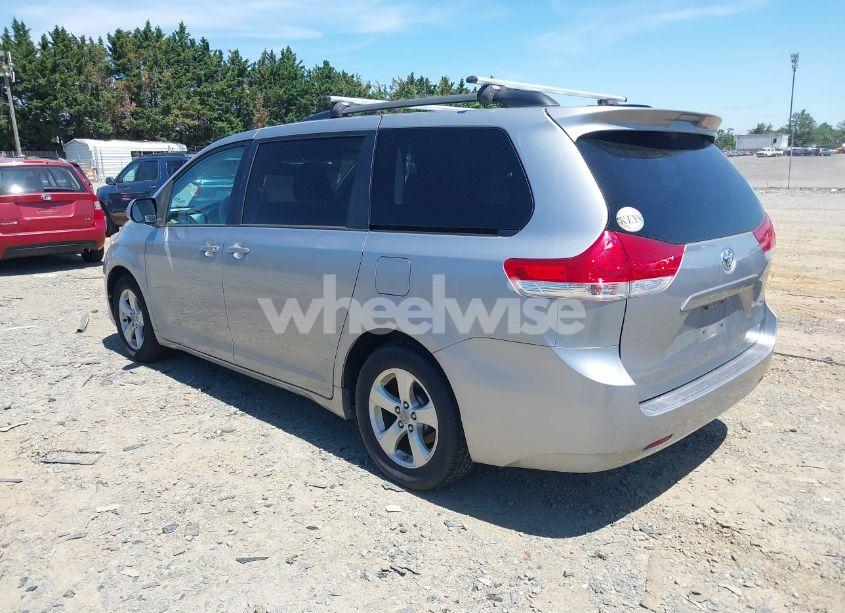 Photo 3 of 2012 Toyota Sienna LE V6 8 PASSENGER (VIN 5TDKK3DC7CS224439)