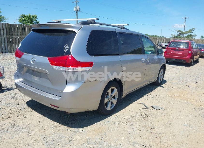 Photo 4 of 2012 Toyota Sienna LE V6 8 PASSENGER (VIN 5TDKK3DC7CS224439)