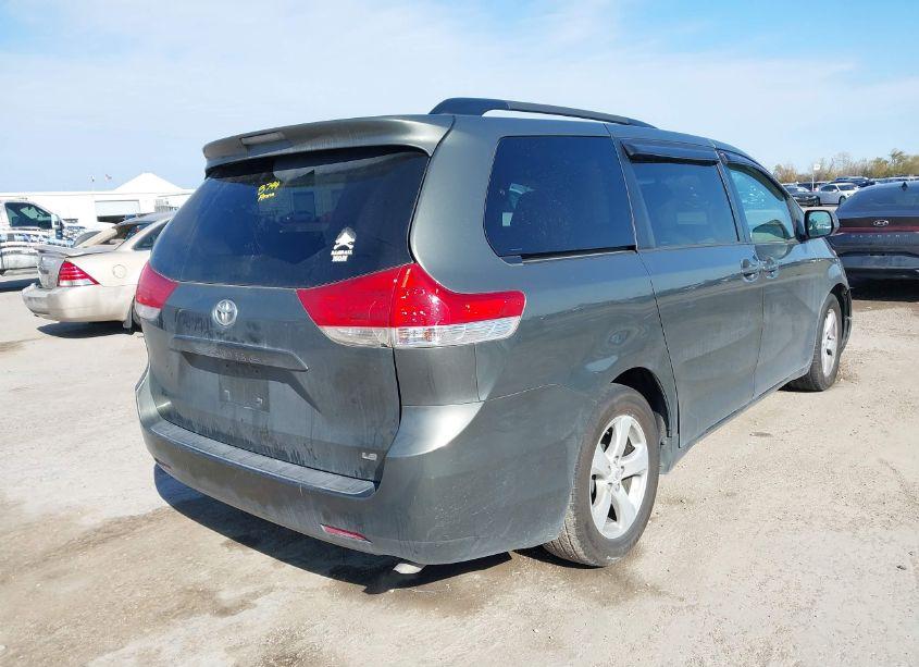 Photo 4 of 2012 Toyota Sienna LE V6 8 PASSENGER (VIN 5TDKK3DC7CS230502)