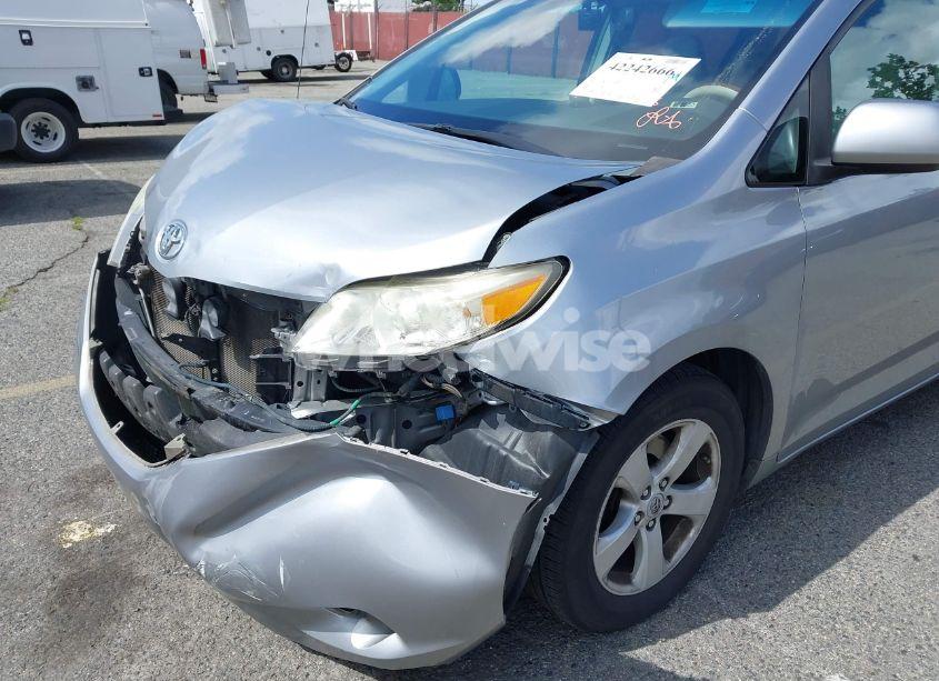 Photo 18 of 2012 Toyota Sienna LE V6 8 PASSENGER (VIN 5TDKK3DC7CS239670)