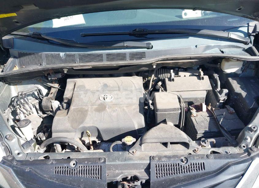 Photo 10 of 2013 Toyota Sienna LE 8 PASSENGER (VIN 5TDKK3DC7DS315955)