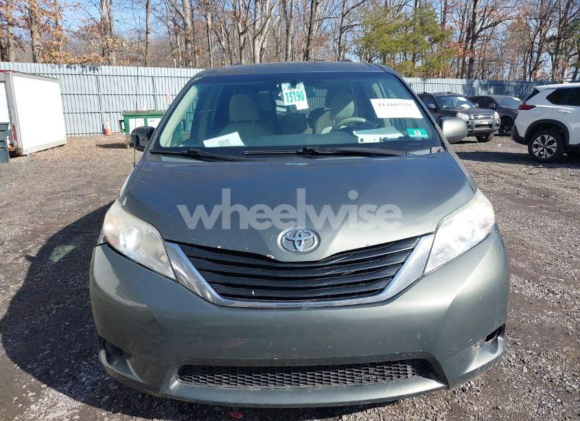 Photo 12 of 2013 Toyota Sienna LE 8 PASSENGER (VIN 5TDKK3DC7DS315955)