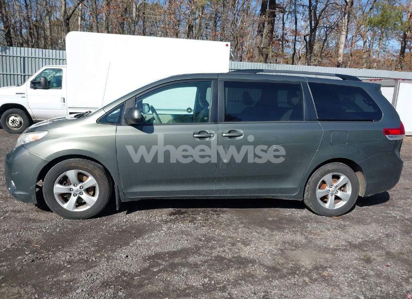 Photo 14 of 2013 Toyota Sienna LE 8 PASSENGER (VIN 5TDKK3DC7DS315955)