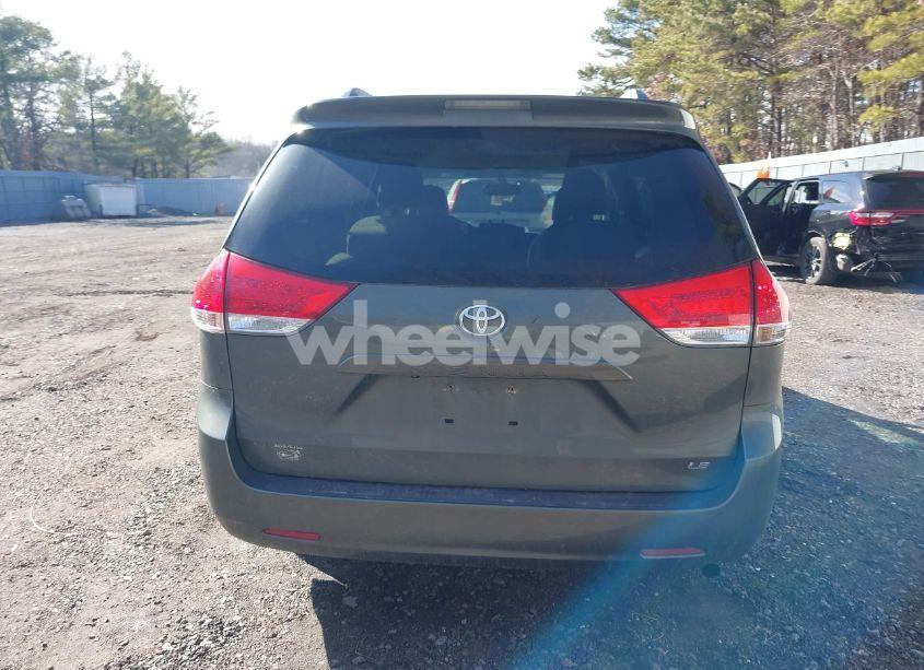 Photo 16 of 2013 Toyota Sienna LE 8 PASSENGER (VIN 5TDKK3DC7DS315955)