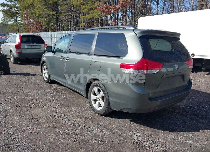 Photo 3 of 2013 Toyota Sienna LE 8 PASSENGER (VIN 5TDKK3DC7DS315955)