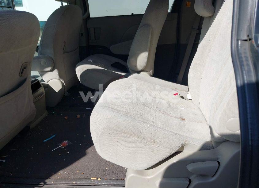 Photo 8 of 2013 Toyota Sienna LE 8 PASSENGER (VIN 5TDKK3DC7DS315955)