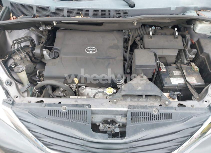 Photo 10 of 2013 Toyota Sienna LE V6 8 PASSENGER (VIN 5TDKK3DC7DS324056)