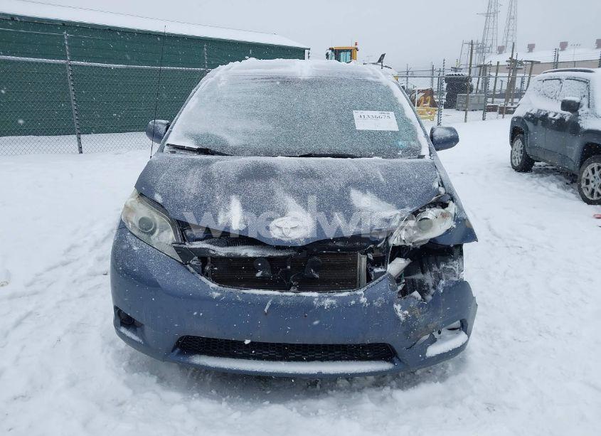 Photo 12 of 2013 Toyota Sienna LE V6 8 PASSENGER (VIN 5TDKK3DC7DS343383)