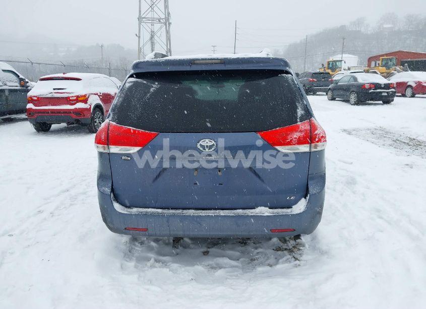 Photo 16 of 2013 Toyota Sienna LE V6 8 PASSENGER (VIN 5TDKK3DC7DS343383)