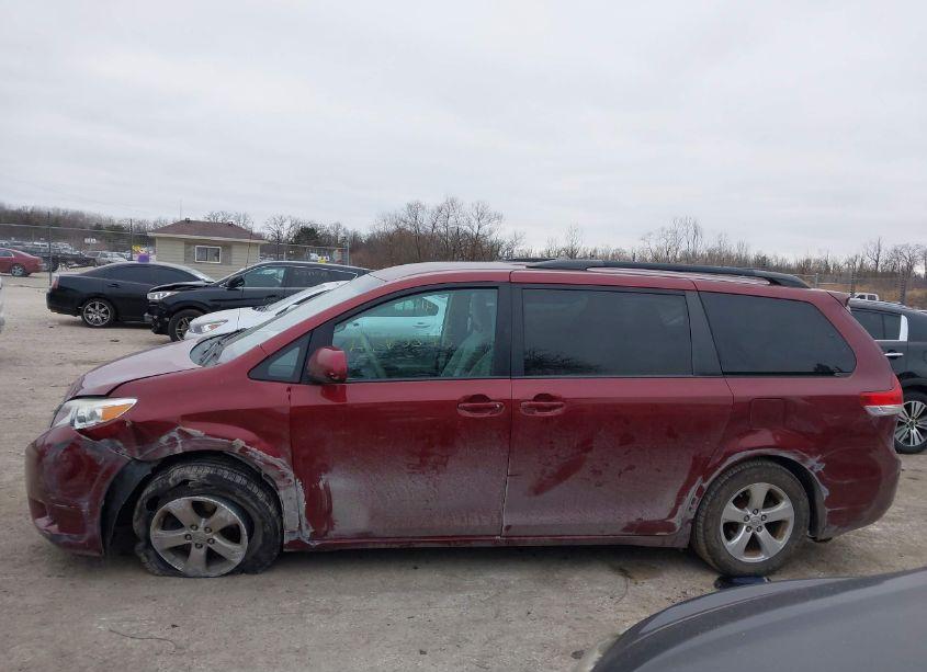Photo 14 of 2013 Toyota Sienna LE V6 8 PASSENGER (VIN 5TDKK3DC7DS351273)