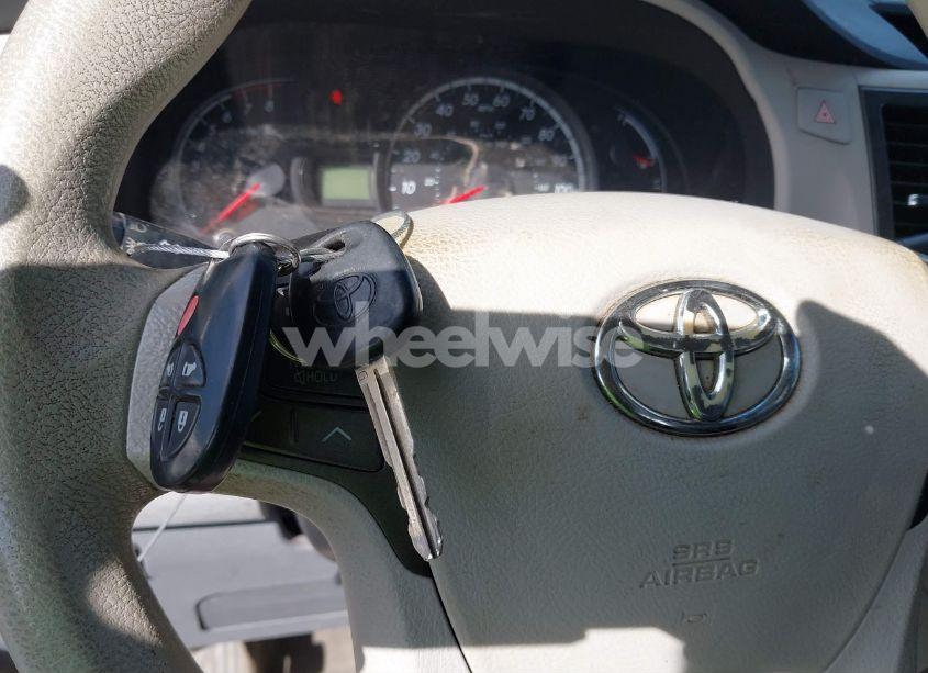 Photo 11 of 2013 Toyota Sienna LE V6 8 PASSENGER (VIN 5TDKK3DC7DS352293)