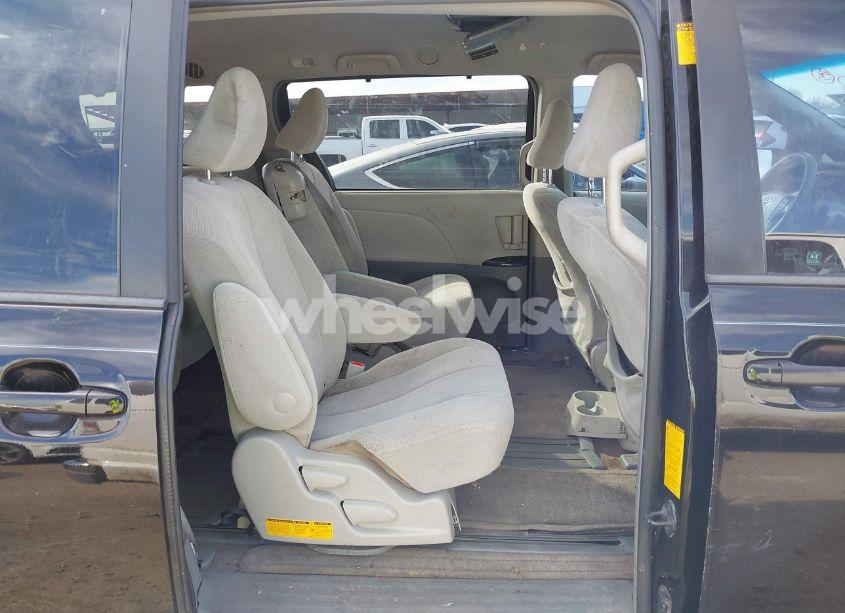 Photo 8 of 2013 Toyota Sienna LE V6 8 PASSENGER (VIN 5TDKK3DC7DS352293)