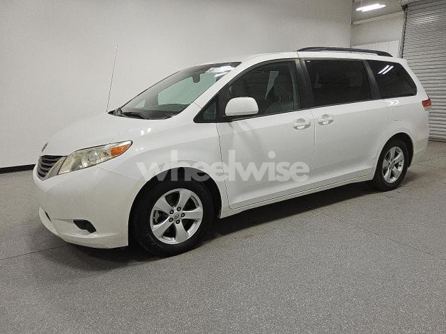 Photo 7 of 2014 TOYOTA SIENNA LE (VIN 5TDKK3DC7ES485055)
