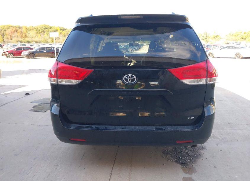 Photo 16 of 2014 Toyota Sienna LE V6 8 PASSENGER (VIN 5TDKK3DC7ES510519)