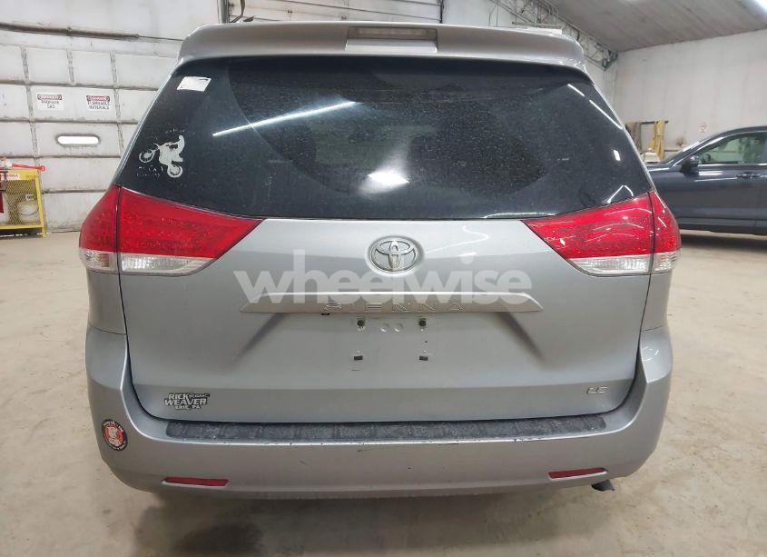 Photo 16 of 2014 Toyota Sienna LE V6 8 PASSENGER (VIN 5TDKK3DC7ES521116)