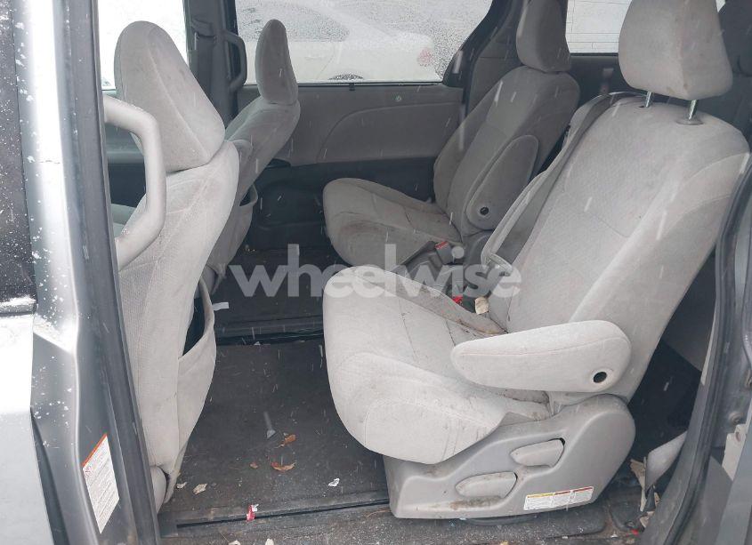 Photo 8 of 2015 Toyota Sienna LE 8 PASSENGER (VIN 5TDKK3DC7FS539701)