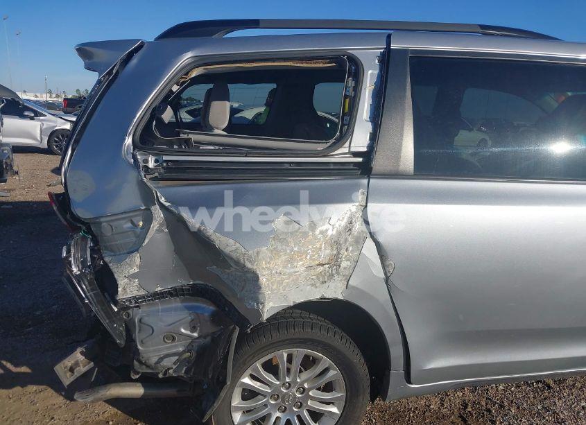 Photo 18 of 2015 Toyota Sienna LE 8 PASSENGER (VIN 5TDKK3DC7FS551850)