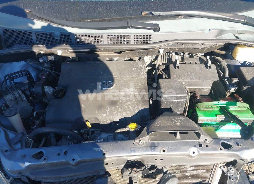 Photo 10 of 2015 Toyota Sienna LE 8 PASSENGER (VIN 5TDKK3DC7FS573203)