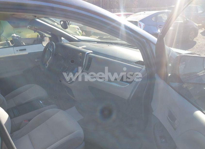 Photo 5 of 2015 Toyota Sienna LE 8 PASSENGER (VIN 5TDKK3DC7FS573203)