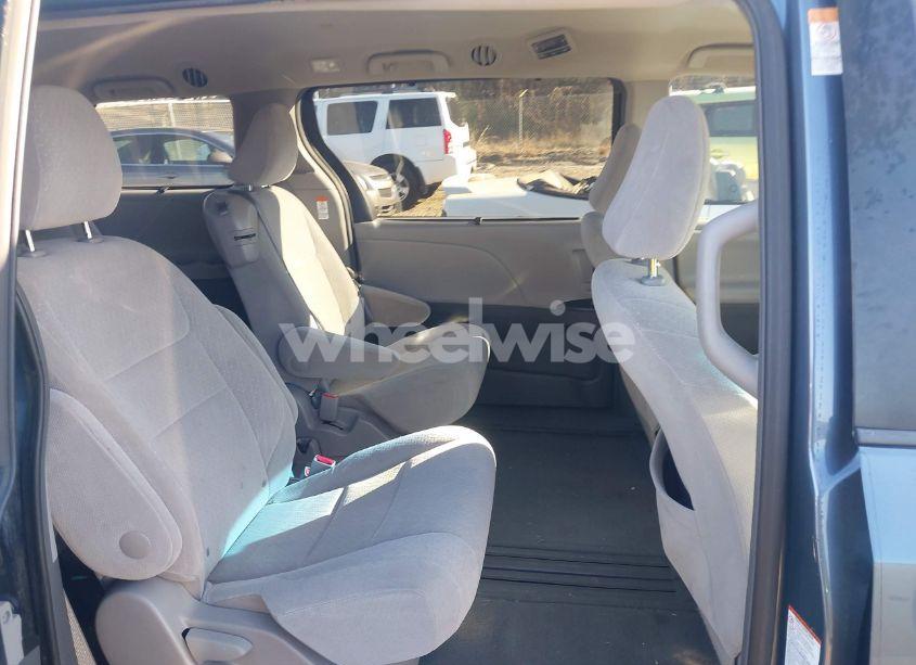 Photo 8 of 2015 Toyota Sienna LE 8 PASSENGER (VIN 5TDKK3DC7FS573203)