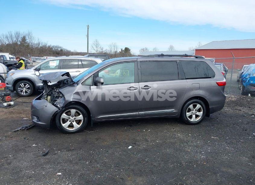 Photo 15 of 2015 Toyota Sienna LE 8 PASSENGER (VIN 5TDKK3DC7FS642780)