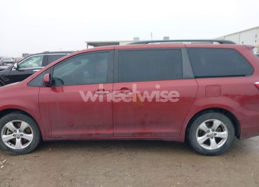 Photo 14 of 2015 Toyota Sienna LE 8 PASSENGER (VIN 5TDKK3DC7FS661636)