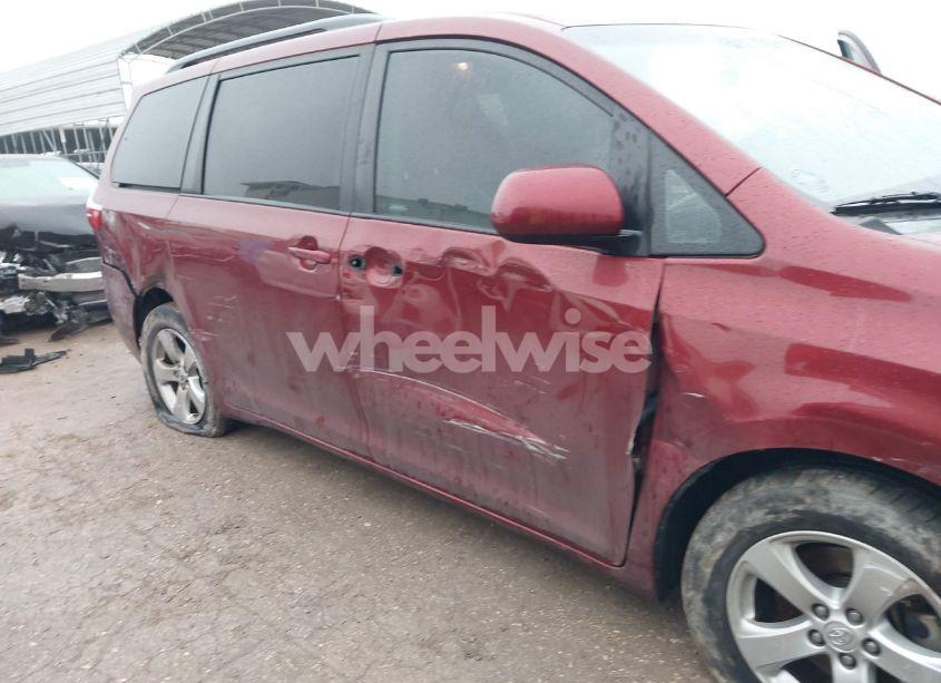 Photo 6 of 2015 Toyota Sienna LE 8 PASSENGER (VIN 5TDKK3DC7FS661636)