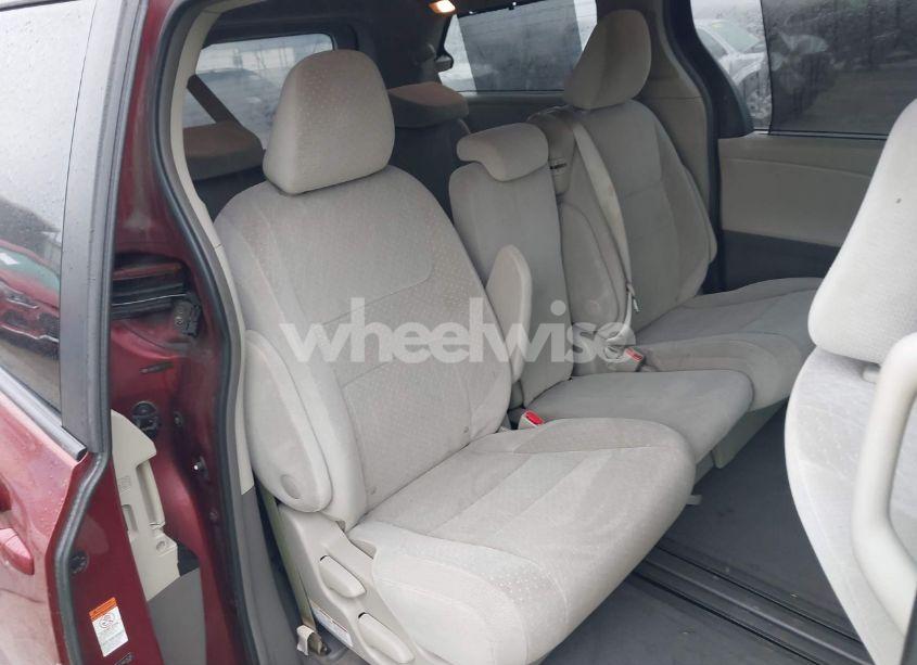 Photo 8 of 2015 Toyota Sienna LE 8 PASSENGER (VIN 5TDKK3DC7FS661636)