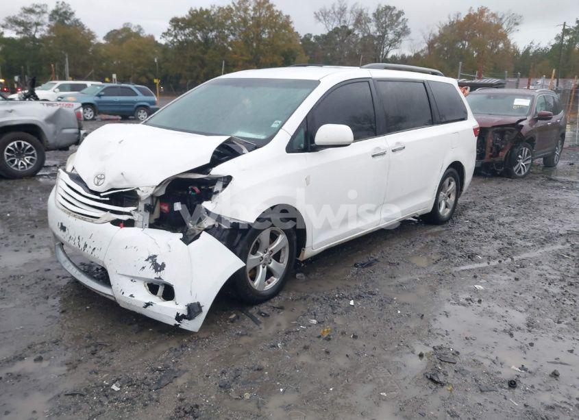 Photo 2 of 2015 Toyota Sienna LE 8 PASSENGER (VIN 5TDKK3DC7FS682888)