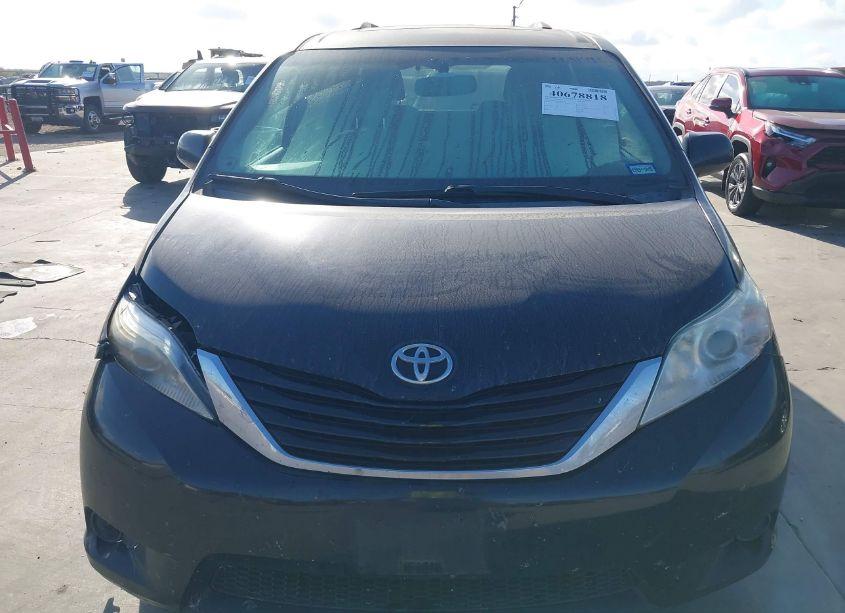 Photo 12 of 2016 Toyota Sienna LE 8 PASSENGER (VIN 5TDKK3DC7GS718791)