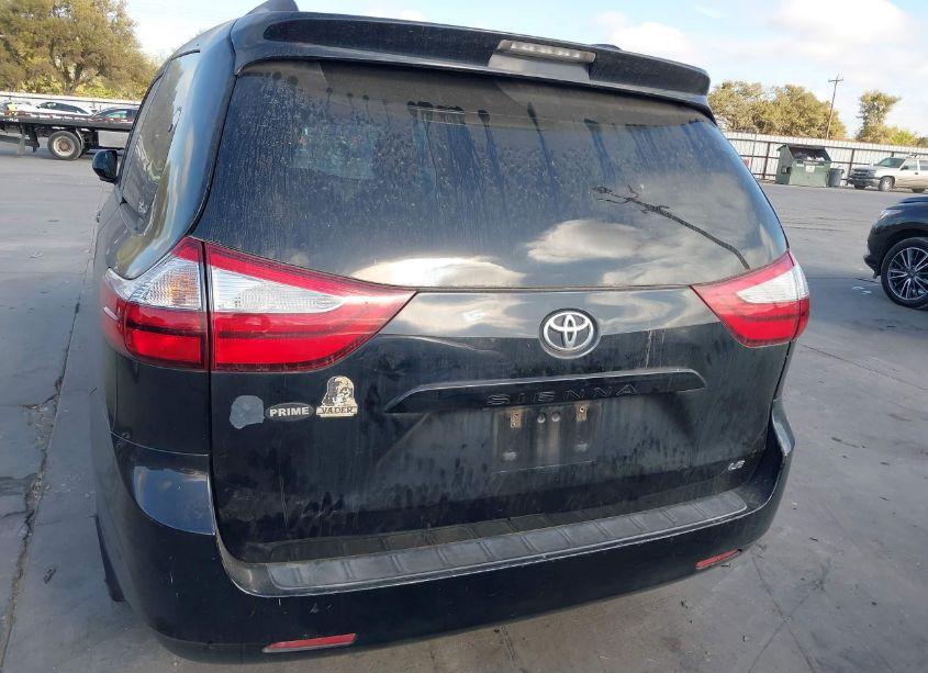 Photo 16 of 2016 Toyota Sienna LE 8 PASSENGER (VIN 5TDKK3DC7GS718791)