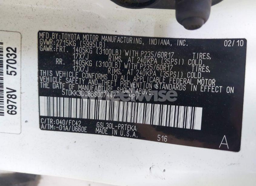 Photo 9 of 2011 Toyota Sienna LE V6 (VIN 5TDKK3DC8BS007447)