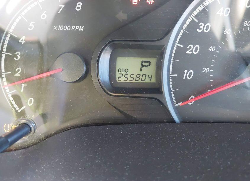 Photo 15 of 2011 Toyota Sienna LE V6 (VIN 5TDKK3DC8BS012745)