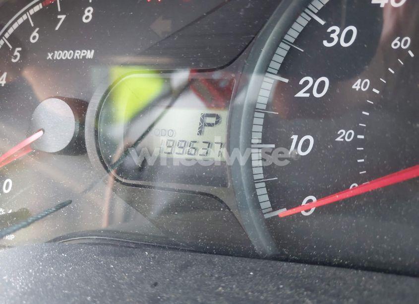 Photo 15 of 2011 Toyota Sienna LE V6 (VIN 5TDKK3DC8BS043123)