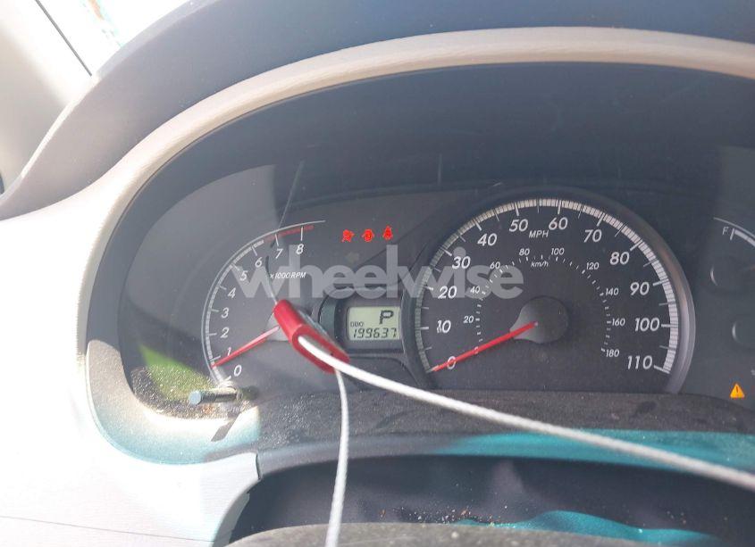 Photo 7 of 2011 Toyota Sienna LE V6 (VIN 5TDKK3DC8BS043123)