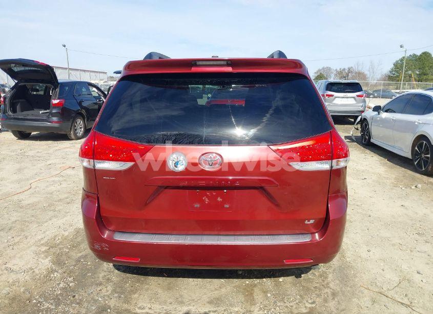 Photo 16 of 2011 Toyota Sienna LE V6 (VIN 5TDKK3DC8BS119195)