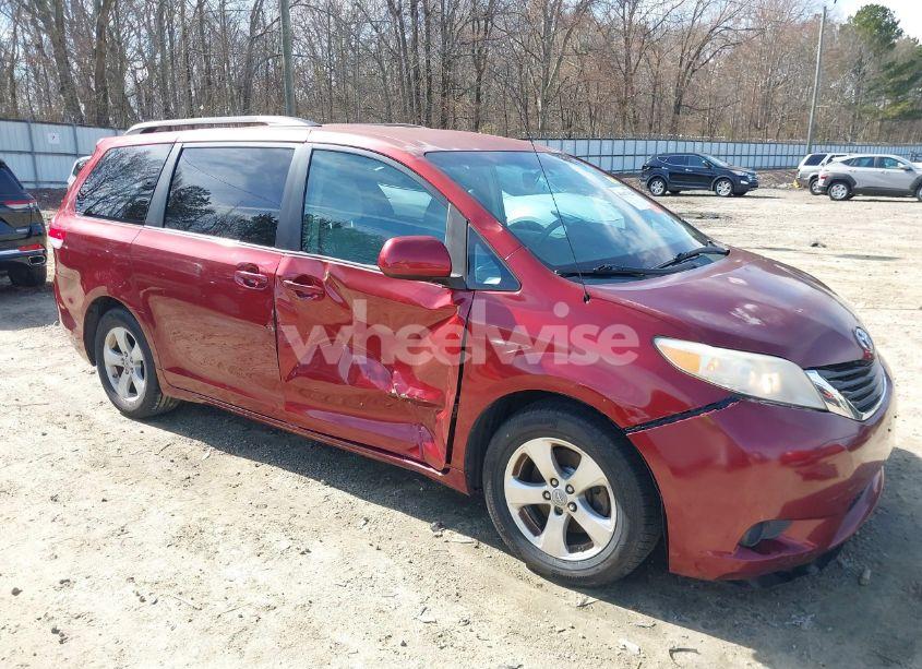 Photo 6 of 2011 Toyota Sienna LE V6 (VIN 5TDKK3DC8BS119195)