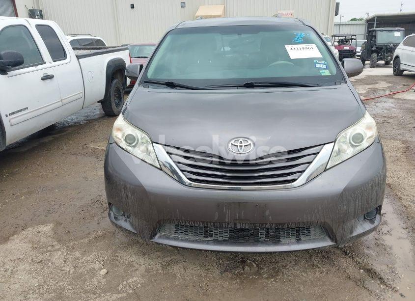 Photo 12 of 2012 Toyota Sienna LE V6 8 PASSENGER (VIN 5TDKK3DC8CS180967)