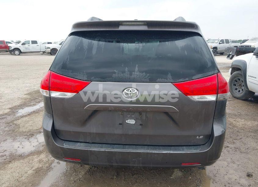 Photo 16 of 2012 Toyota Sienna LE V6 8 PASSENGER (VIN 5TDKK3DC8CS180967)