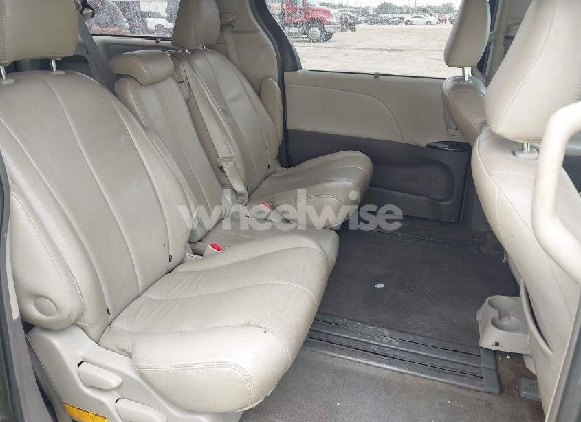 Photo 8 of 2012 Toyota Sienna LE V6 8 PASSENGER (VIN 5TDKK3DC8CS180967)