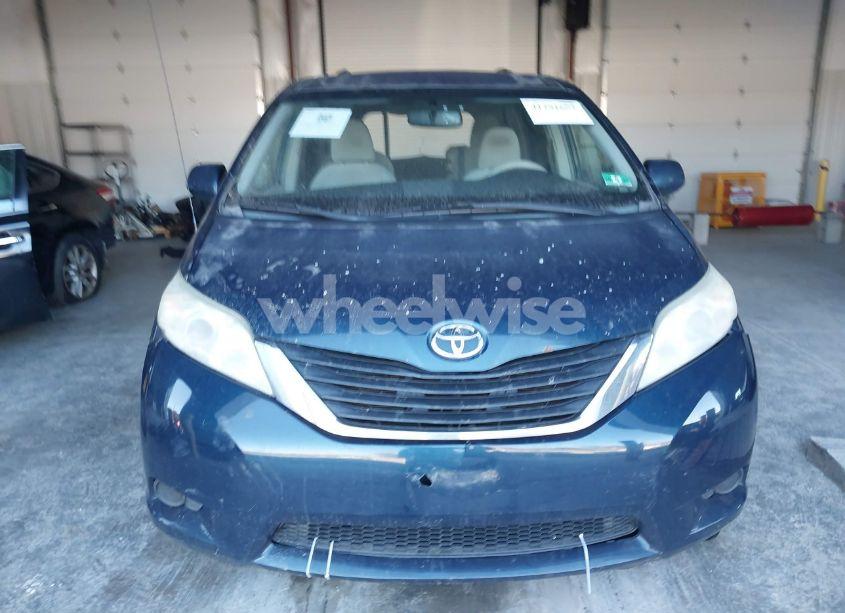 Photo 12 of 2012 Toyota Sienna LE V6 8 PASSENGER (VIN 5TDKK3DC8CS214860)