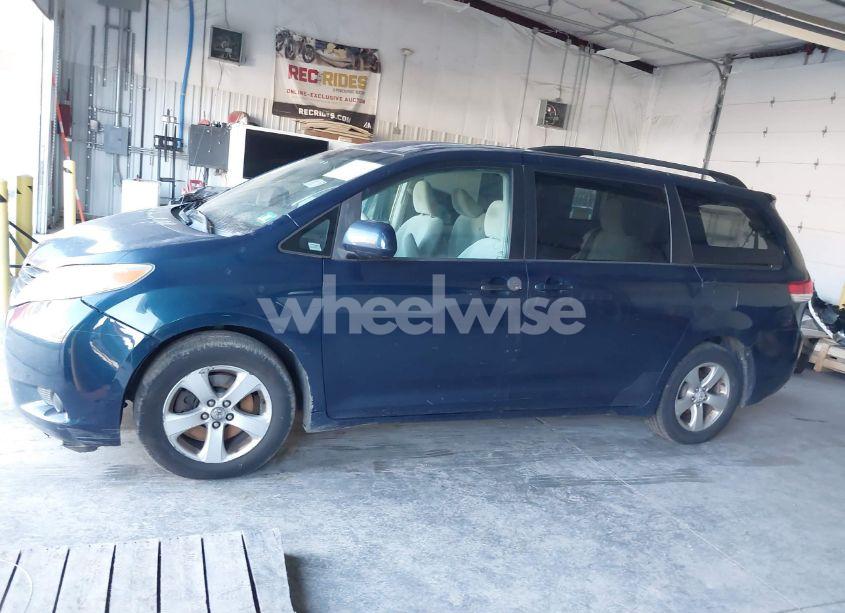 Photo 14 of 2012 Toyota Sienna LE V6 8 PASSENGER (VIN 5TDKK3DC8CS214860)