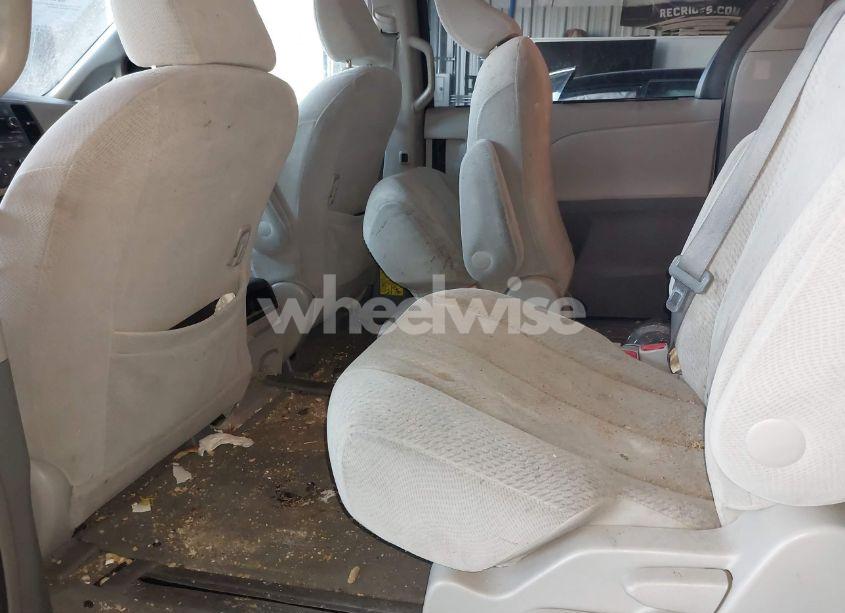 Photo 8 of 2012 Toyota Sienna LE V6 8 PASSENGER (VIN 5TDKK3DC8CS214860)