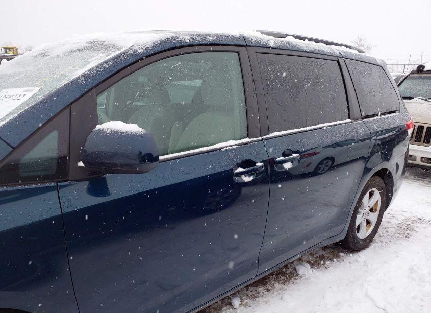 Photo 14 of 2012 Toyota Sienna LE V6 8 PASSENGER (VIN 5TDKK3DC8CS267056)