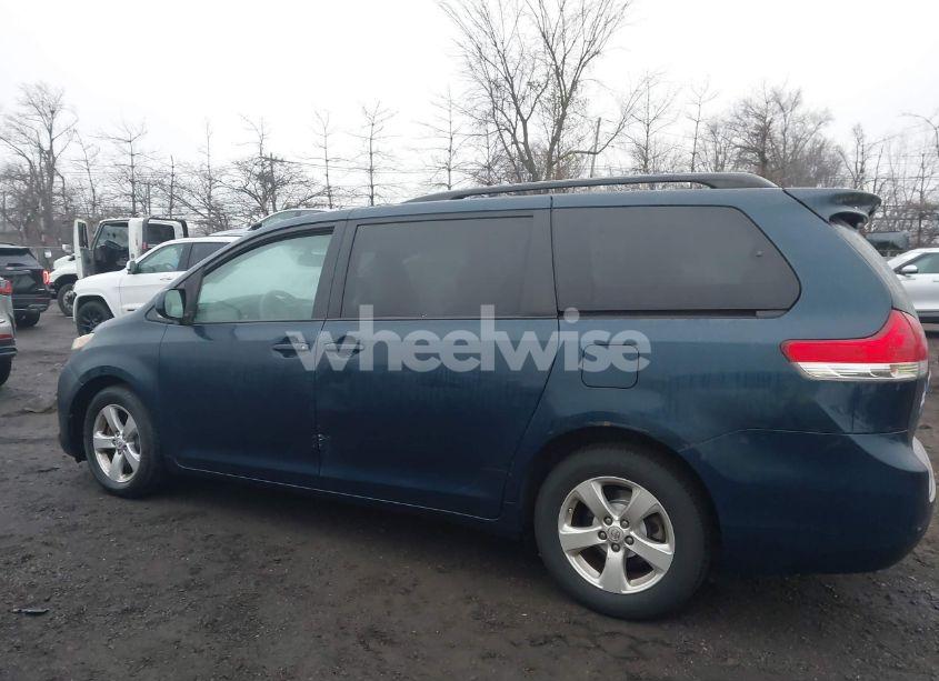Photo 14 of 2012 Toyota Sienna LE V6 8 PASSENGER (VIN 5TDKK3DC8CS273052)