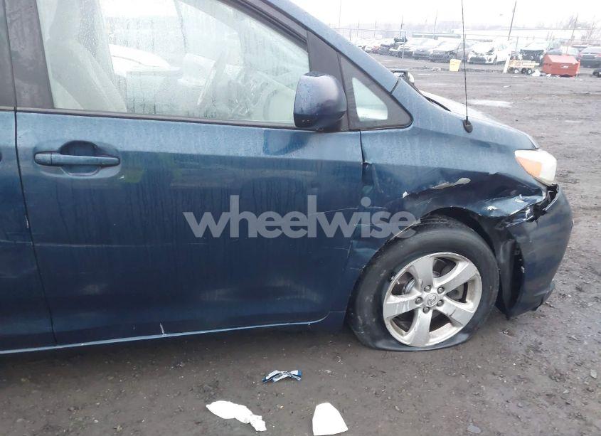 Photo 18 of 2012 Toyota Sienna LE V6 8 PASSENGER (VIN 5TDKK3DC8CS273052)