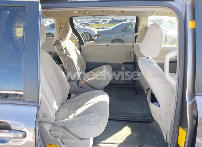 Photo 8 of 2012 Toyota Sienna LE V6 8 PASSENGER (VIN 5TDKK3DC8CS275576)