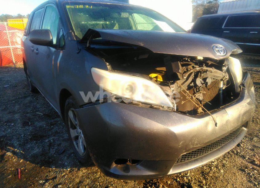 Photo 18 of 2013 Toyota Sienna LE V6 8 PASSENGER (VIN 5TDKK3DC8DS399588)
