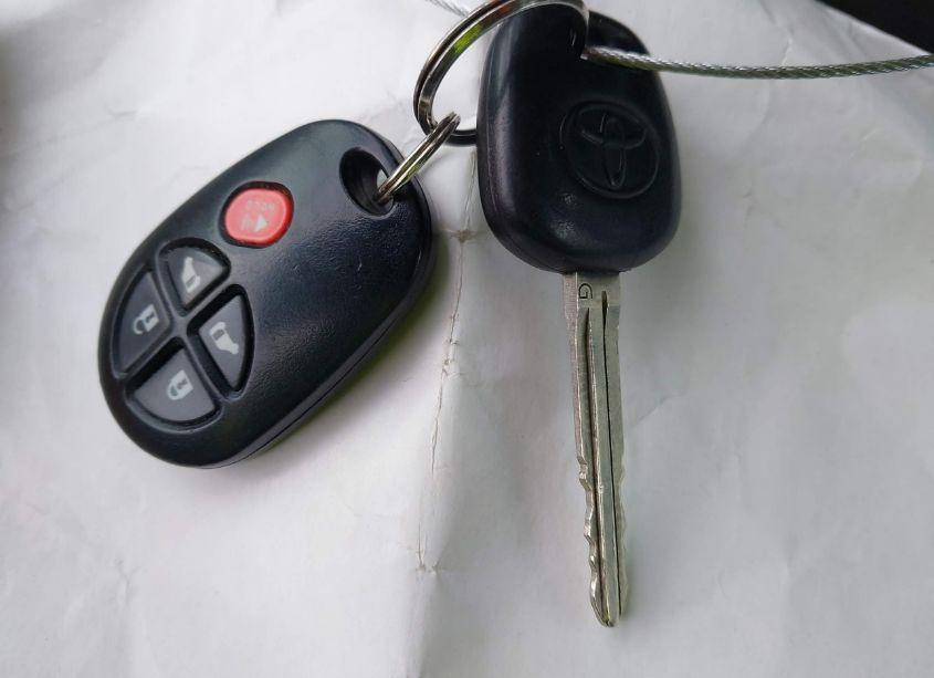 Photo 11 of 2013 Toyota Sienna LE V6 8 PASSENGER (VIN 5TDKK3DC8DS400528)