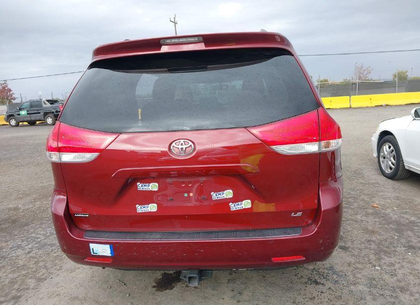 Photo 17 of 2014 Toyota Sienna LE V6 8 PASSENGER (VIN 5TDKK3DC8ES414429)